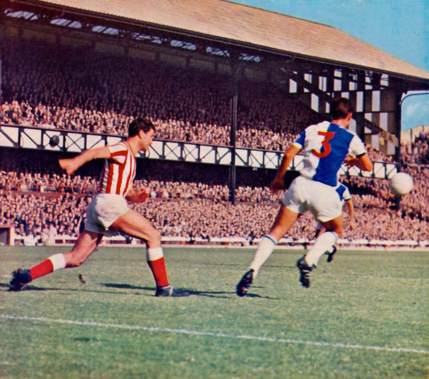 sunderland-v-blackburn-rovers-1965.jpg