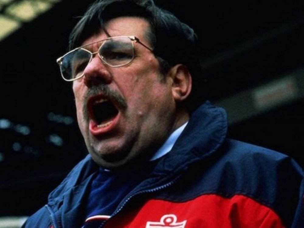 0_Mike-Bassett-England-Manager-700x416jpeg.jpg